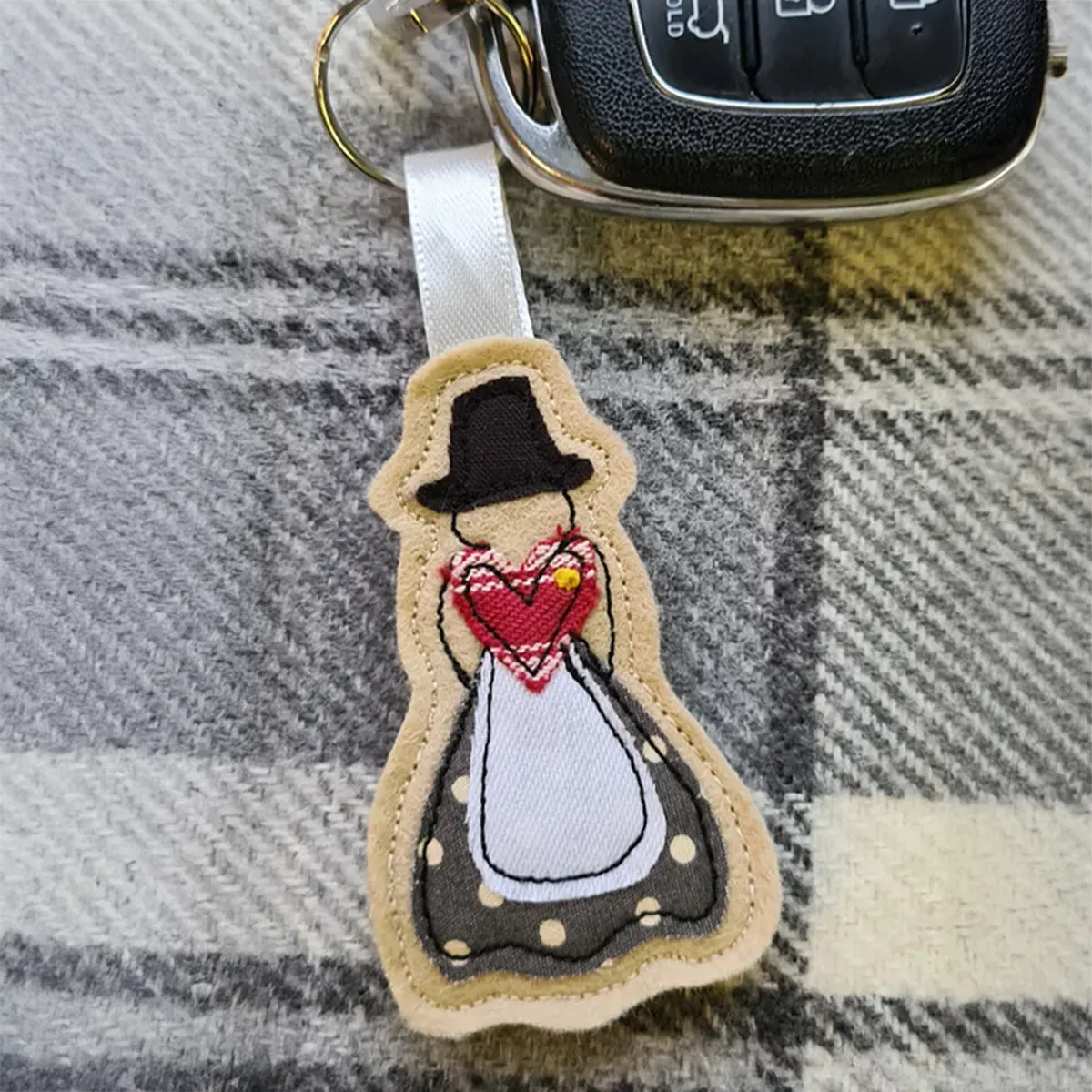 Welsh Lady Keyring